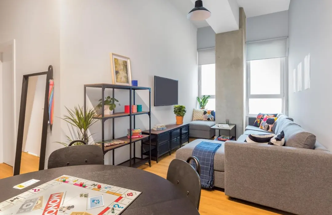 Studios And Shared Rooms At Livinnx Krakow-1